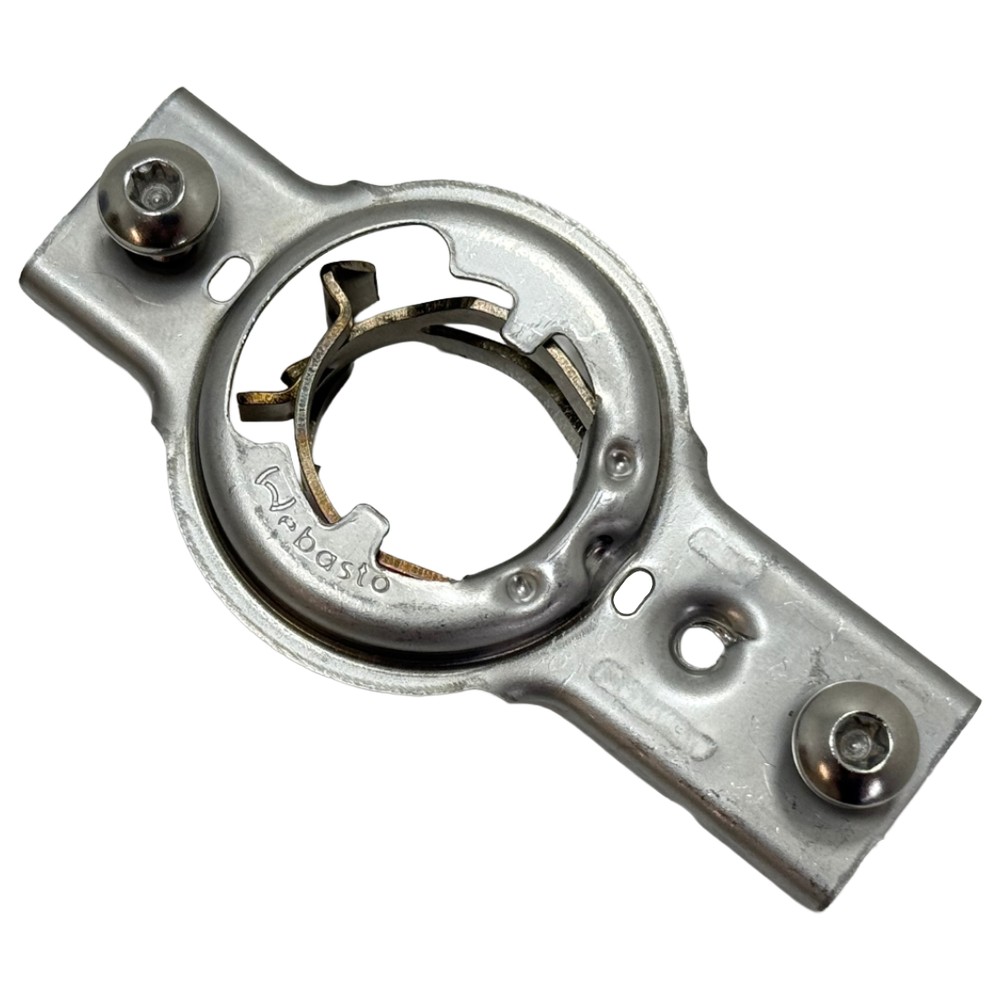 Webasto Bulk Head Pipe Fixing Kit | 1317567A